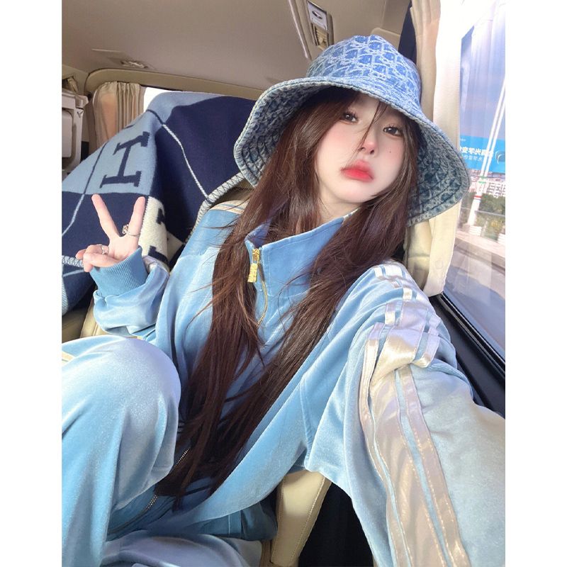Advanced Light Blue Gold Velve - Winter Clothing Online 评论和价格