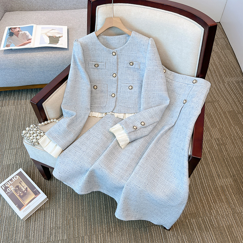 Women Elegant Prom Party Suit  - Jack Winter Clothing 评论和价格