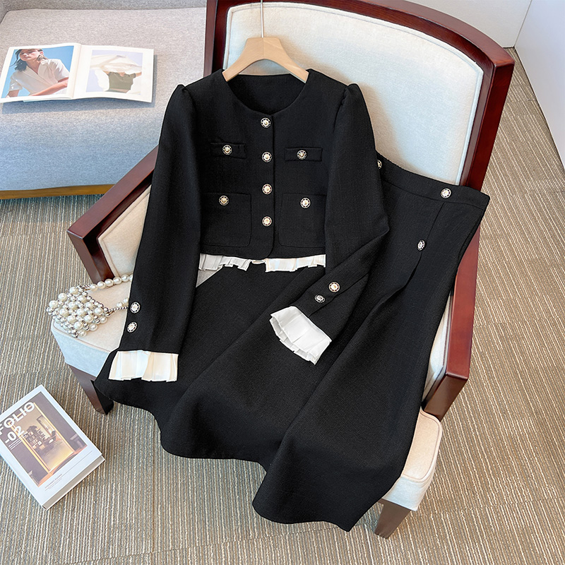 Women Elegant Prom Party Suit  - Jack Winter Clothing 评论和价格
