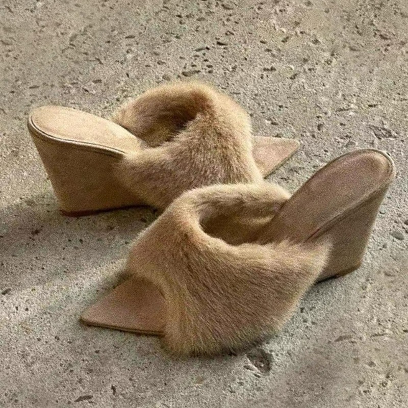 Fluffy Women Slippers Wedges P - Winter Clothing For Women 评论和价格