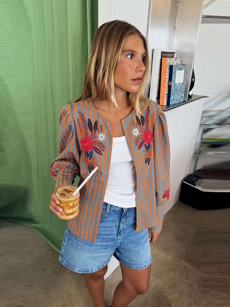 2026 Early Autumn Striped Flow - Winter Clothing For Women 评论和价格